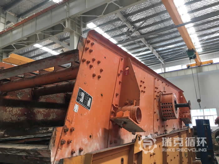 Used Luoyang Dahua 2YK1860 shaker for sale  